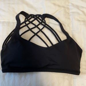 Lululemon Size 6 Sports Bra